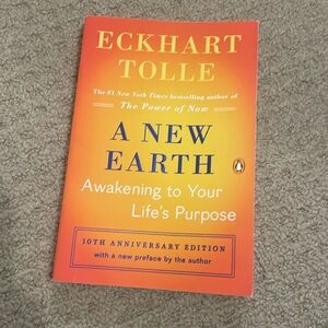 A new earth book by eckhart tolle